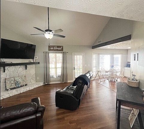 3rd image of 14158 Brown Bridge Rd