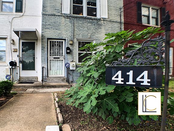 2nd image of 414 Franklin St NE #1