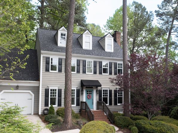 117 Vicksburg Dr, Cary, NC 27513