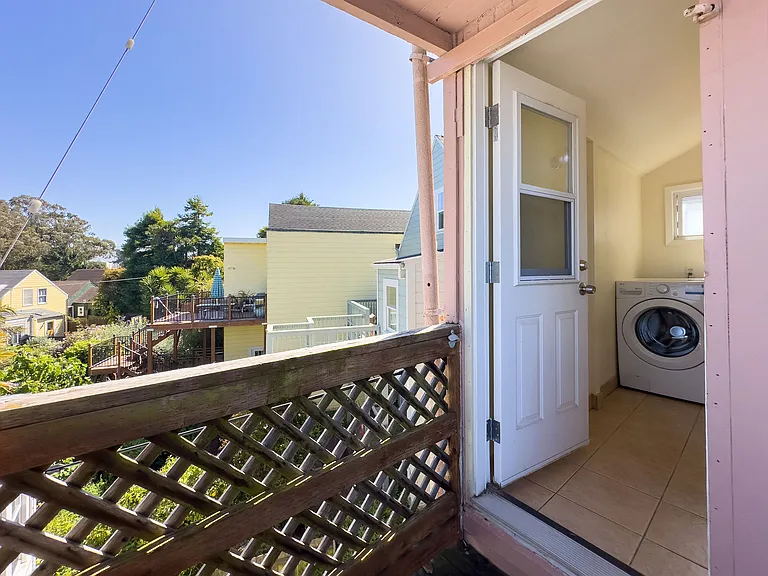 227 Chenery St — Photo 21