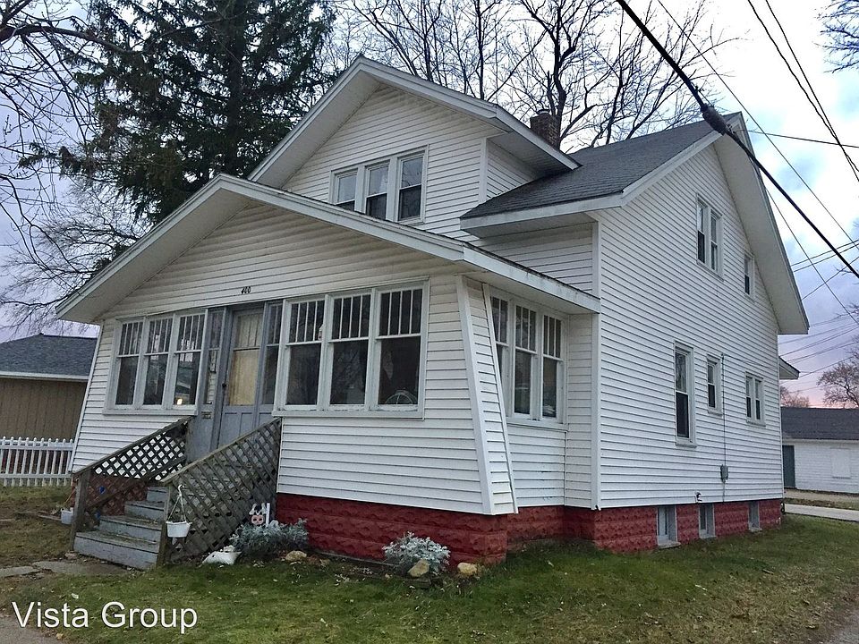 1st image of 400 1/2 Washington Ave
