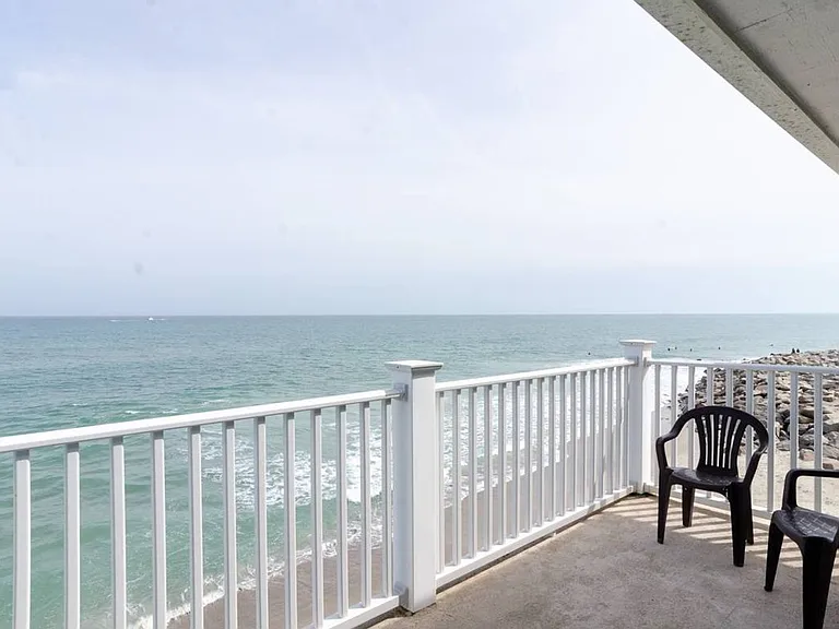 1437 S Fort Fisher Blvd #P-3 — Photo 2