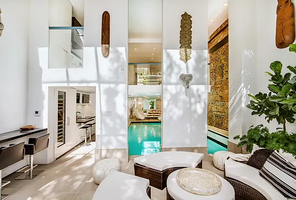 Rented by Douglas Elliman | media 32