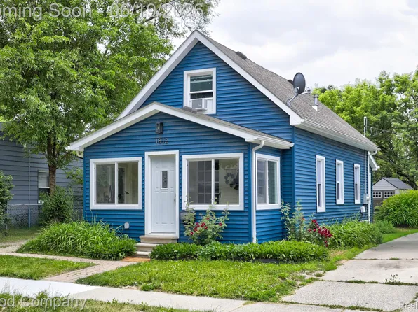 1812 E Meyers Ave, Hazel Park, MI 48030