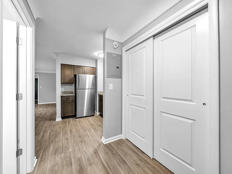 327 Lysander St — Photo 9
