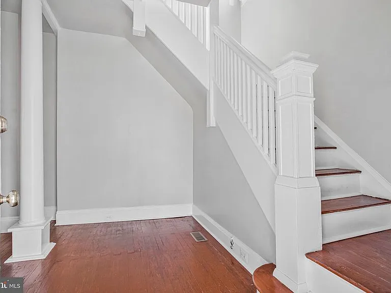 508 Cording Ave — Photo 6