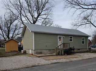 314 E High St, Eldon, MO 65026