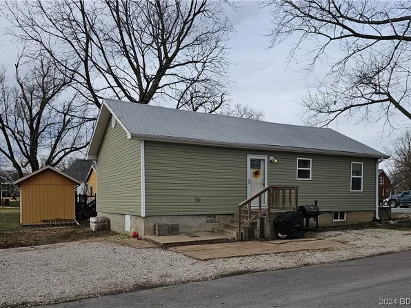 314 E High St, Eldon, MO 65026