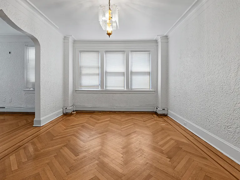 245 W Walnut St #2 — Photo 5
