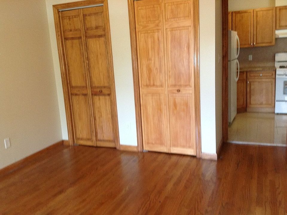 2nd image of 2583 35th St APT 2F