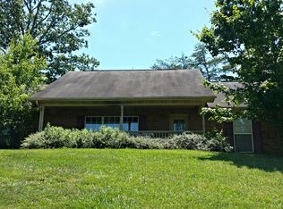 1227 Chesty Puller Cir, Maryville, TN 37803