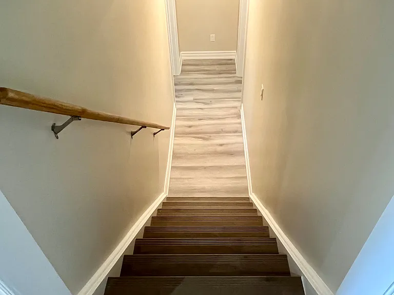 36 Spry Ave #LOWER — Photo 8