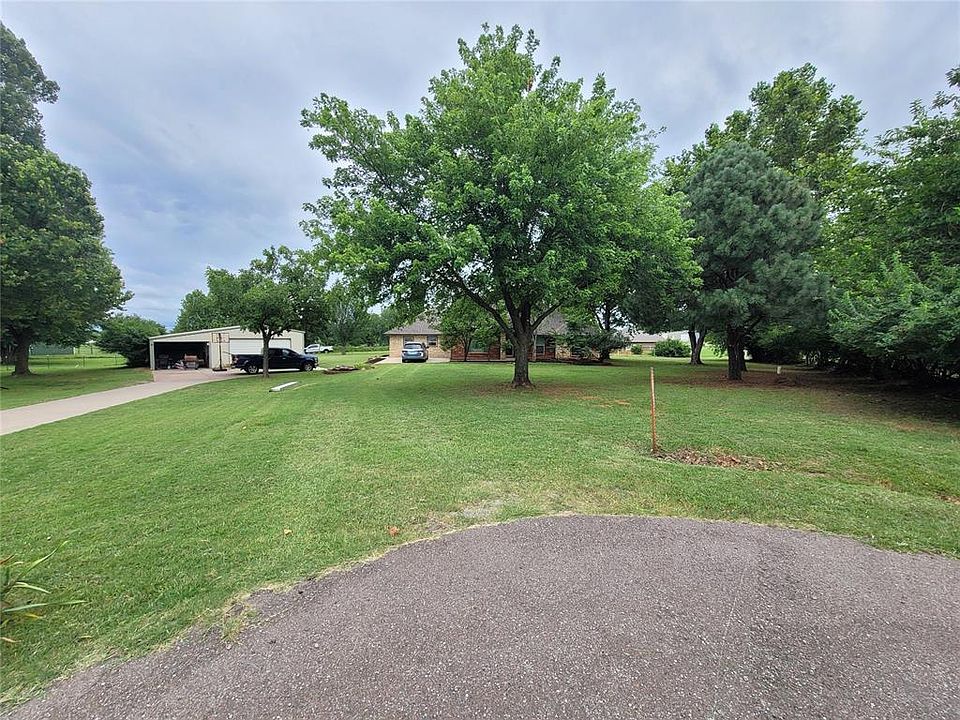 2nd image of 2280 Tammi Pl