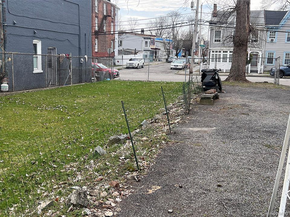 1st image of 286 1st Street