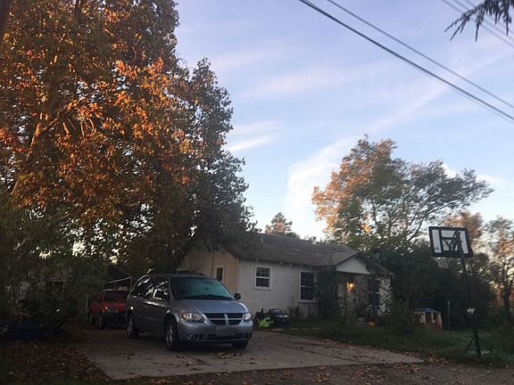 2nd image of 7676 Roberts Dr