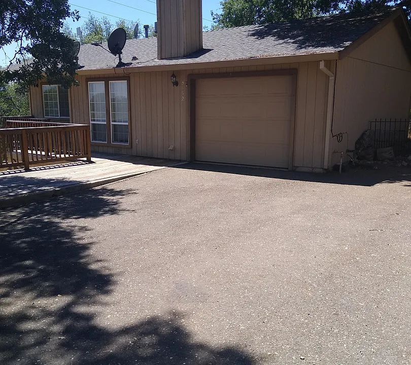 2120 Country Club Dr #22