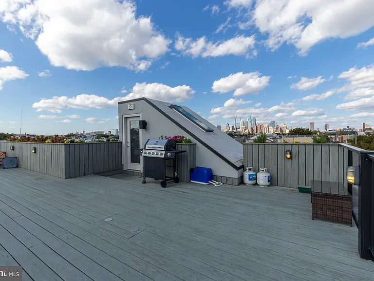 1646 S 12th St #201 — Photo 20