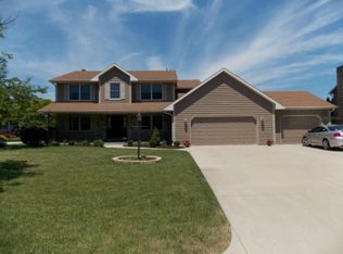 4388 86th St, Kenosha, WI 53142