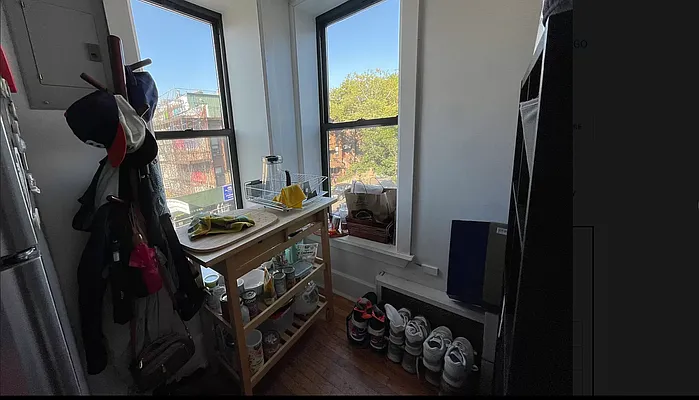 Rented by Compass | media 14