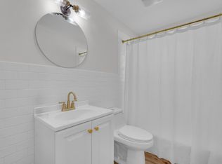 212 W 57th St #212C, Savannah, GA 31405