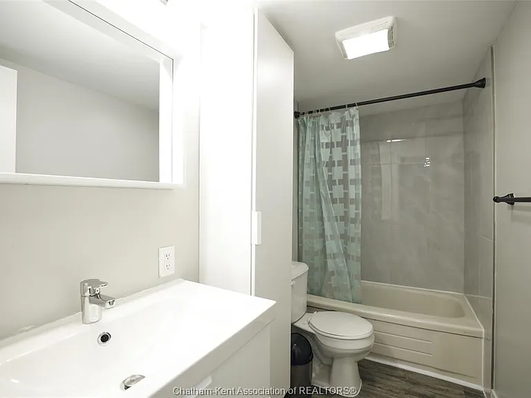 97 Taylor Ave — Photo 15