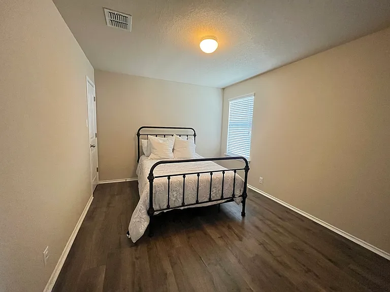 8919 Bowen Br — Photo 11