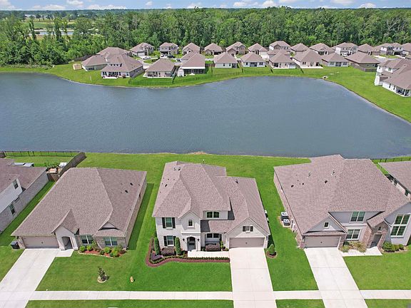 3rd image of 7537 Scarlet Oak Dr