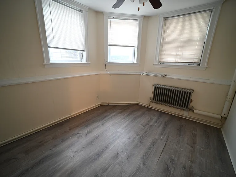 524 Cambridge St #1 — Photo 4