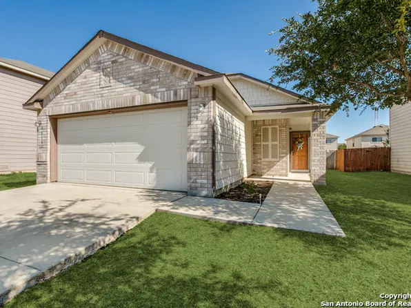 9010 Oakwood Park, San Antonio, TX 78254
