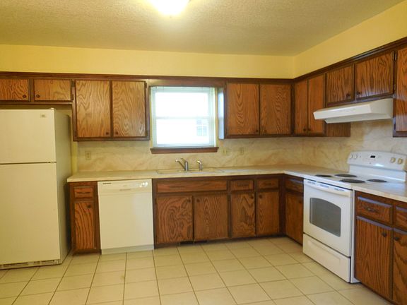 4th image of 132 W Clegern Ave