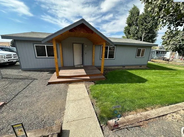 210 S Whitman St, Lacrosse, WA 99143