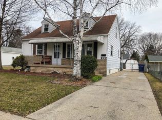 1002 N Dewitt St, Bay City, MI 48706