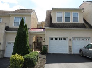 63 Old Barn Dr, West Chester, PA 19382