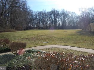 1009 Diamond Dr, Newtown, PA 18940