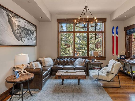 2nd image of 12 Elkstone Pl #103