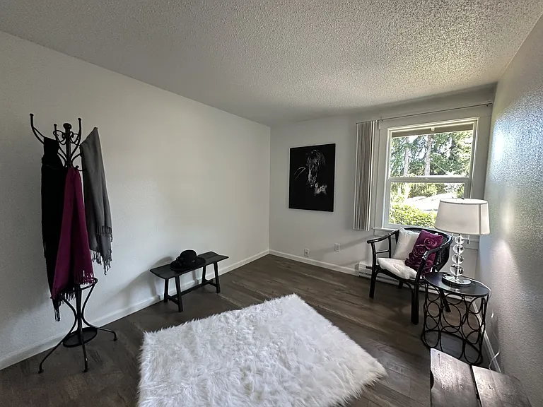 838 Phoenix St NE — Photo 13