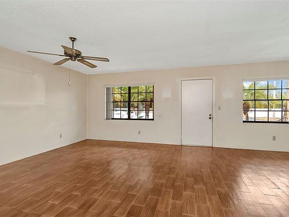 3rd image of 13250 Ridge Rd APT 6A3