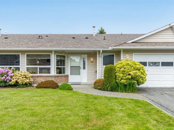 240 Stanford Ave E #103, Parksville, BC V9P 2K8