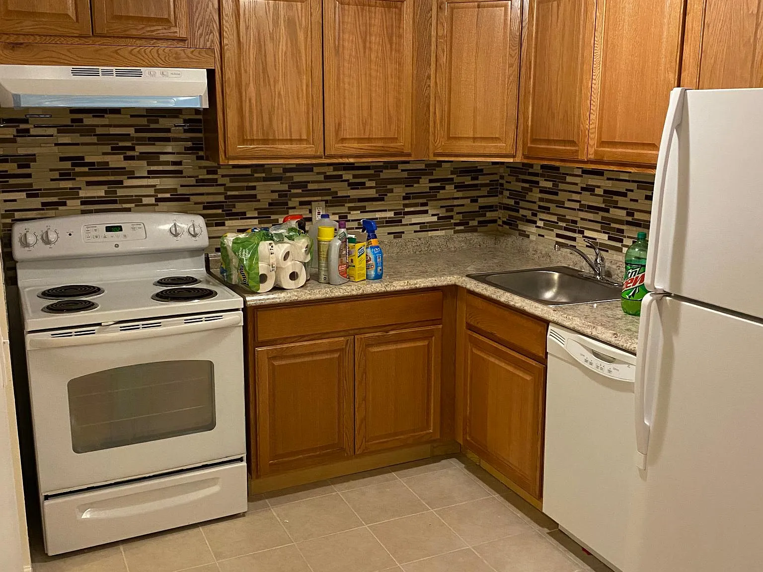 2 bed, 989 sqft, $2,000 — Photo 3