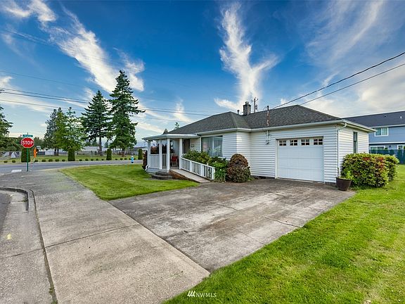 Great corner lot with lots of light