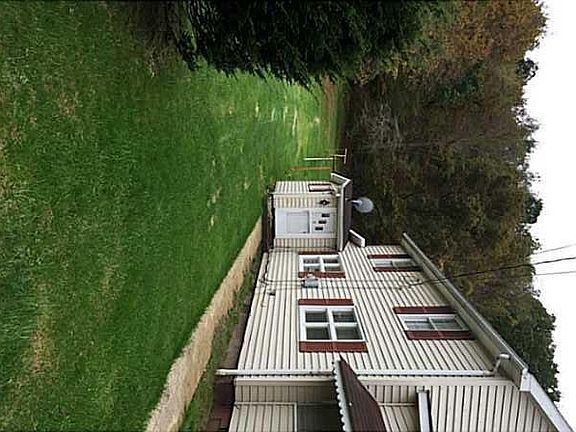 2nd image of 4240 Steubenville Pike