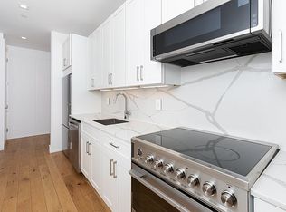 176 1st Ave FRNT 1, New York, NY 10009