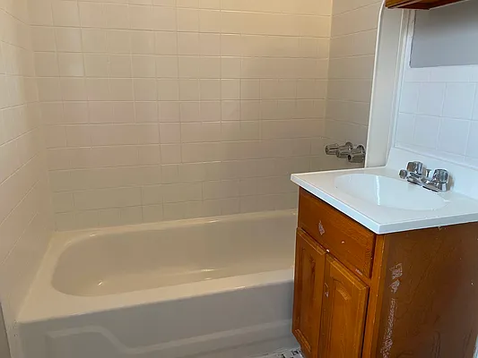 Rented by Premier One Realty LLC | media 5