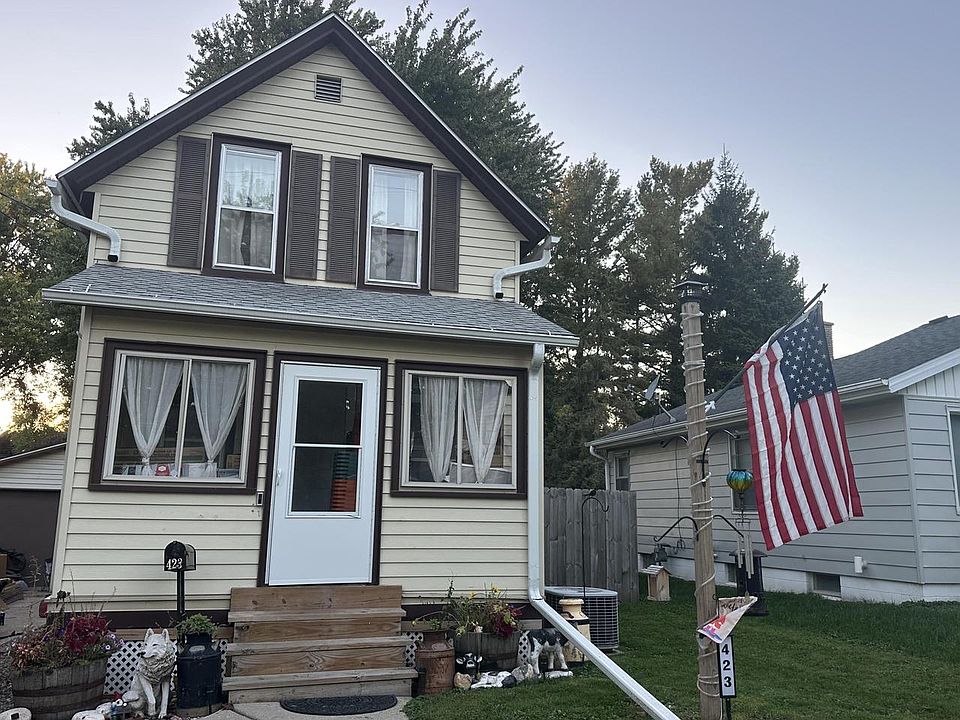 1st image of 423 S Rural STREET