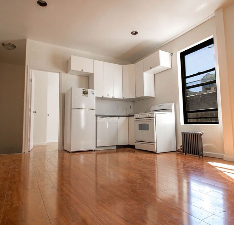 1st image of 122 33rd St #3FZA