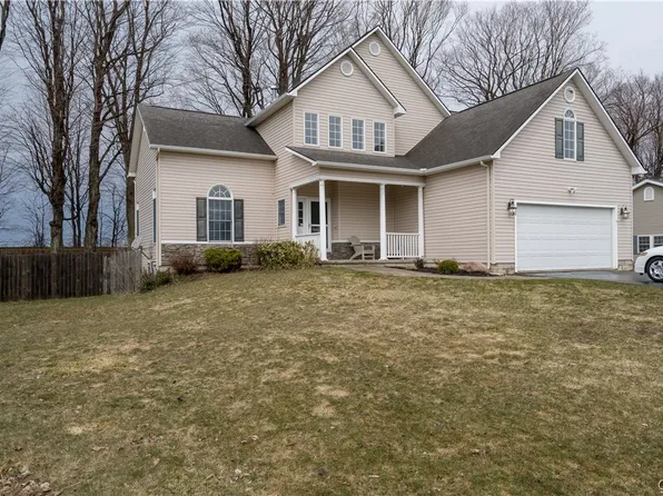 117 Mill Creek Ln, Sackets Harbor, NY 13685