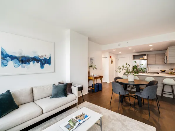 2030 Hudson Street image 15 of 284