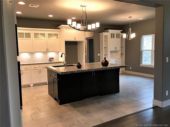 5th image of 5138 E Hickory Meadow Dr
