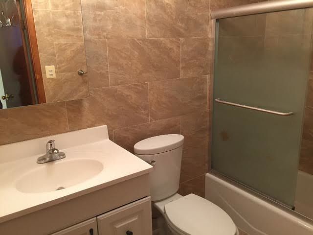 2nd image of 2332 38th St