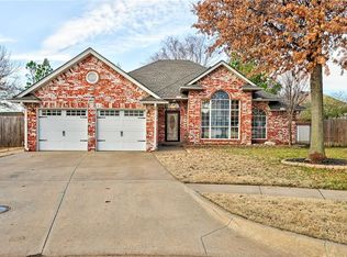 6805 Rivergate Ln, Oklahoma City, OK 73132